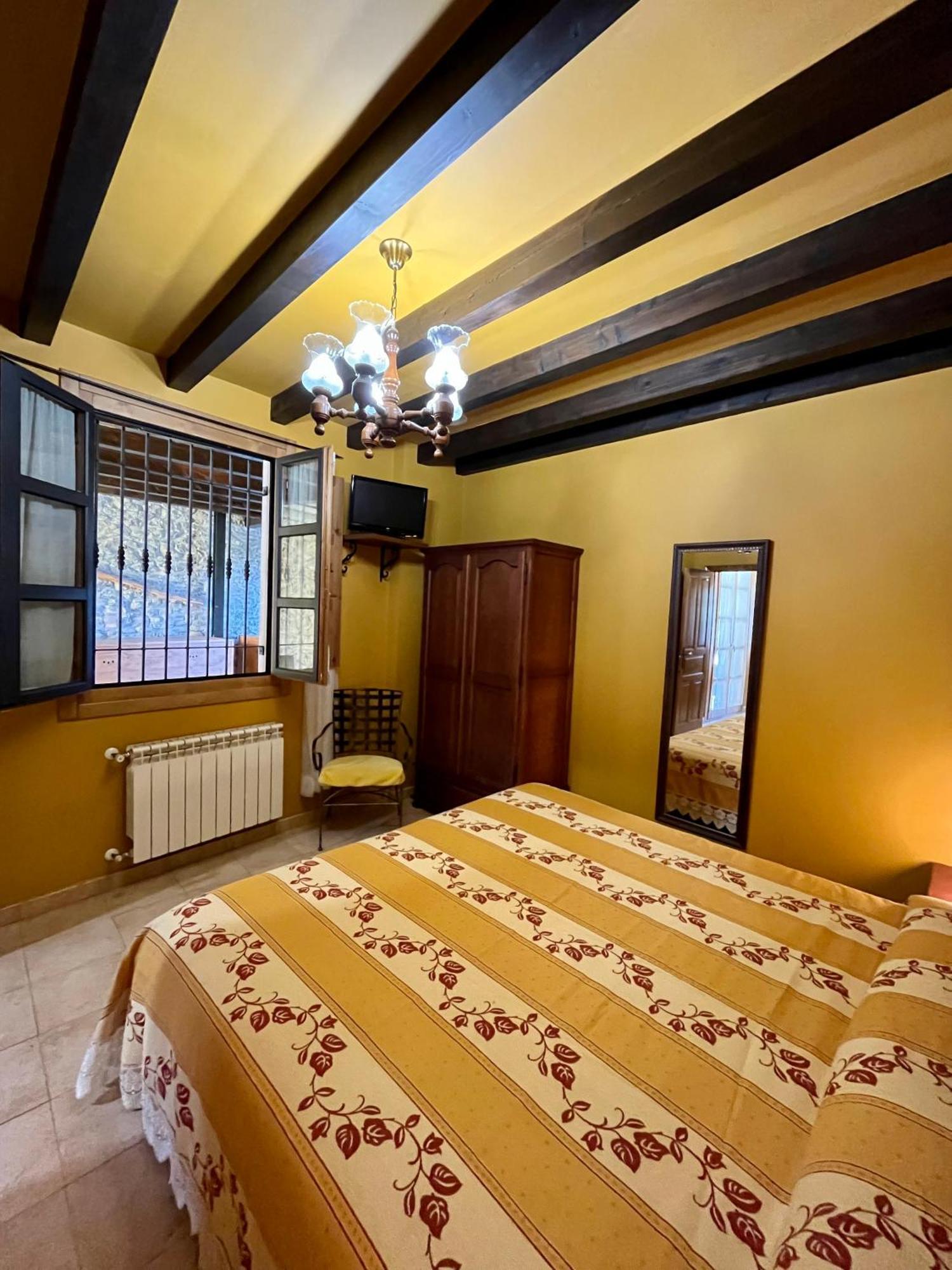 Apartamentos Turisticos Paseo De La Alameda Villaviciosa (Asturias) Exterior foto