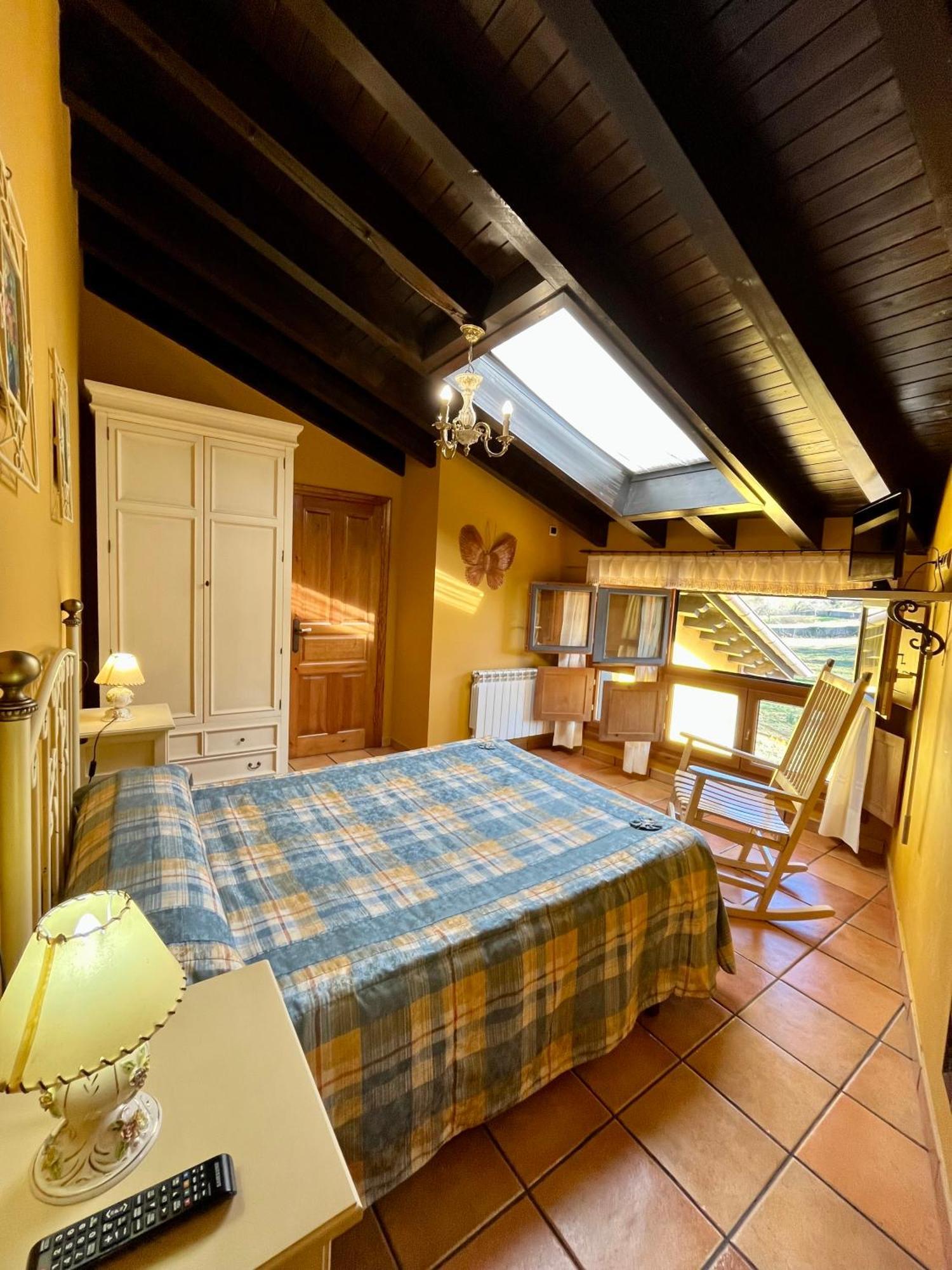Apartamentos Turisticos Paseo De La Alameda Villaviciosa (Asturias) Exterior foto